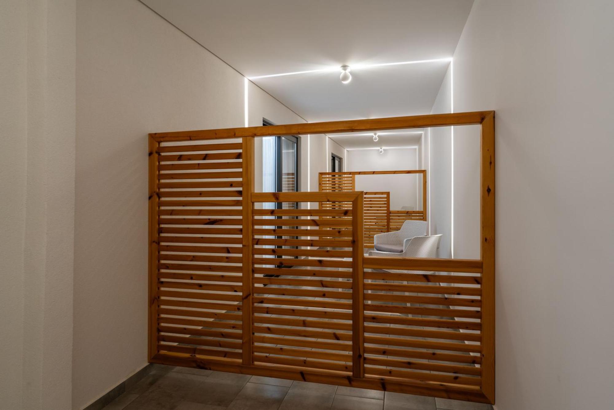 Glow Boutique Hotel & Suites Saranda Oda fotoğraf