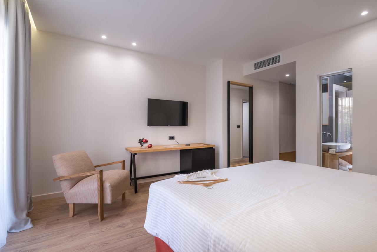 Glow Boutique Hotel & Suites Saranda Oda fotoğraf